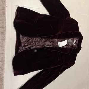 mango velvet blazer.
